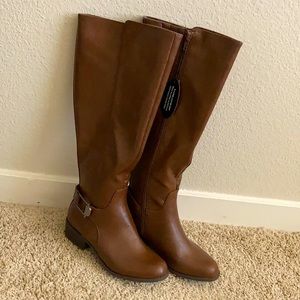 Size 5 women’s boots